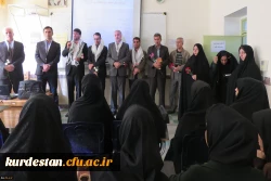 به مناسبت هفته ی گرامیداشت بسیج  در دانشگاه فرهنگیان صورت گرفت :
حضور مسؤلین دانشگاه در کلاس های درس  دانشجو معلمان  . 2