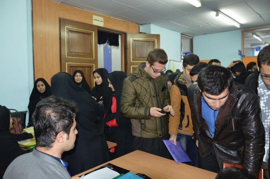 دردانشگاه فرهنگیان کردستان ،  پردیس شهید مدرس سنندج  برگزار شد:

نخستین همایش تربیت سیاسی و اجتماعی ، جایگاه و اقتضائات آن در تربیت معلم 2