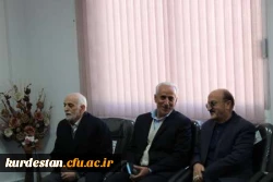 رئیس دانشگاه فرهنگیان کردستان  در دیدار استاندار از این مدیریت اعلام کرد ؛

دانشگاه فرهنگیان کردستان ، کمبود بودجه و امکانات دارد . 2