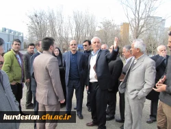 رئیس دانشگاه فرهنگیان کردستان  در دیدار سه ساعته  ی استاندار از این مدیریت اعلام کرد ؛

دانشگاه فرهنگیان کردستان ، کمبود بودجه و امکانات دارد . 5