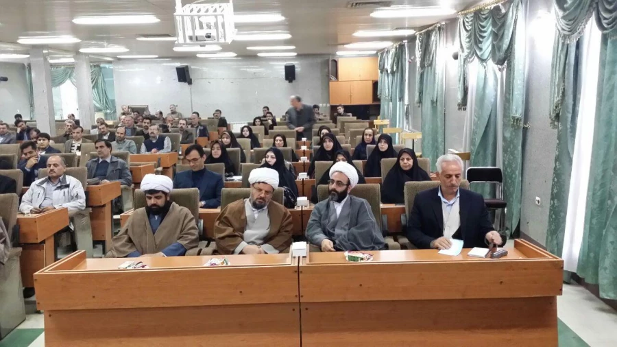 مراسم معارفه 

امروز چهارشنبه 30 دیماه در دانشگاه فرهنگیان 12