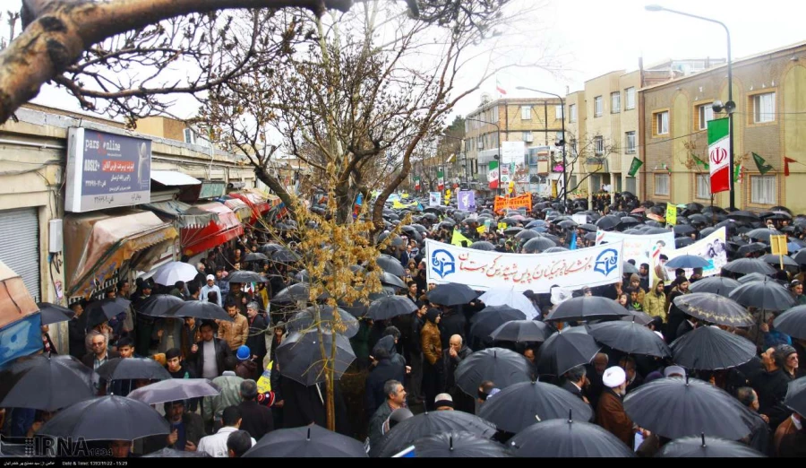 حضور دانشگاه فرهنگیان  کردستان در ؛

یوم الله 22 بهمن ماه به روایت تصویر 2