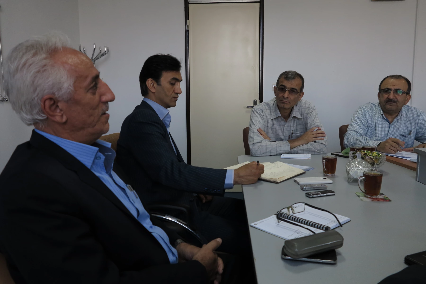 حضور سردبیر مجله رشد معلم در دانشگاه  فرهنگیان

مصاحبه و گفت و گو با مدیریت و روسای پردیس های دانشگاه فرهنگیان کردستان  2