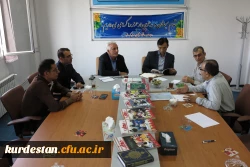 حضور سردبیر مجله رشد معلم در دانشگاه  فرهنگیان

مصاحبه و گفت و گو با مدیریت و روسای پردیس های دانشگاه فرهنگیان کردستان  7