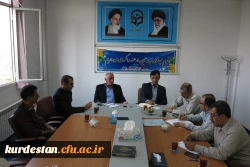 حضور سردبیر مجله رشد معلم در دانشگاه  فرهنگیان

مصاحبه و گفت و گو با مدیریت و روسای پردیس های دانشگاه فرهنگیان کردستان  8