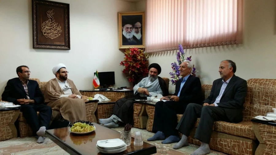 امروز سه شنبه 5 مرداد ماه 

دیدار مدیریت دانشگاه فرهنگیان و تنی چند از مسؤلین این دانشگاه با نماینده ی مقام معظم رهبری در استان 3