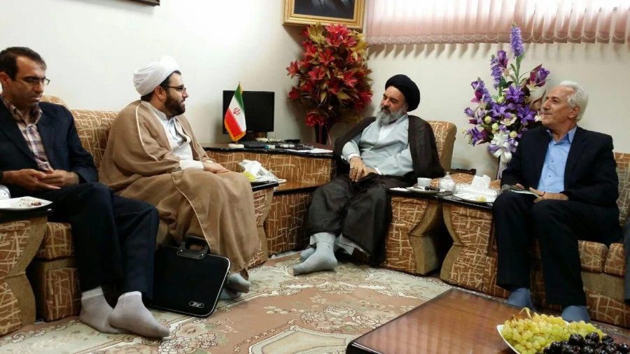 امروز سه شنبه 5 مرداد ماه 

دیدار مدیریت دانشگاه فرهنگیان و تنی چند از مسؤلین این دانشگاه با نماینده ی مقام معظم رهبری در استان 5