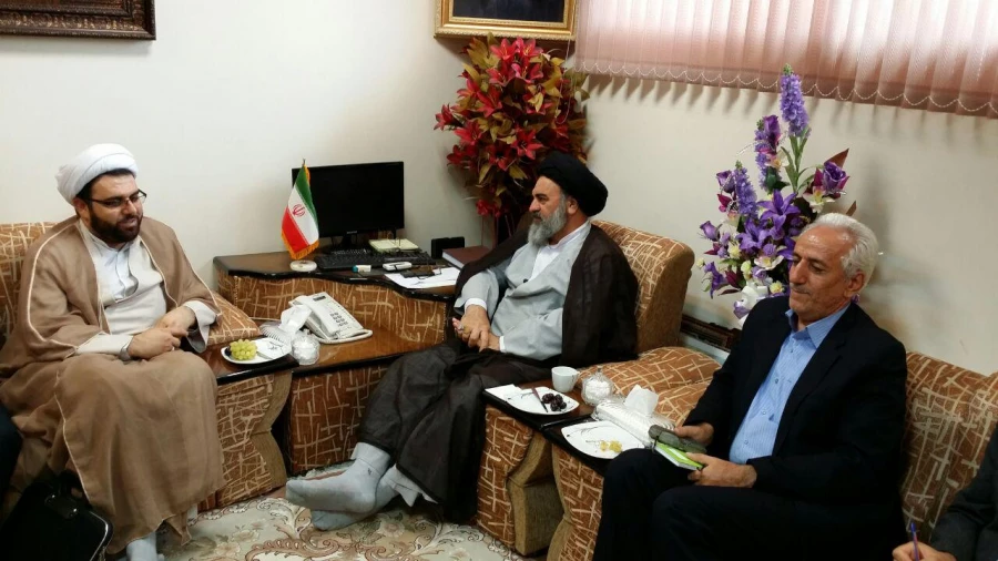 امروز سه شنبه 5 مرداد ماه 

دیدار مدیریت دانشگاه فرهنگیان و تنی چند از مسؤلین این دانشگاه با نماینده ی مقام معظم رهبری در استان 10