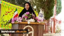 با حضور میریت امور پردیس های استان کردستان صورت گرفت 
مراسم بدرقه ی دانش آموختگان 91  پردیس دخترانه ی بنت الهدی صدر کردستان برای حضور در جشن فارغ التحصیلی دانشگاه فرهنگیان سراسر کشور در مشهد مقدس 4