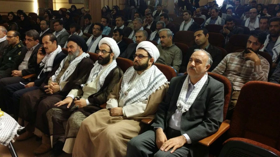 برگزاری مراسم گرامیداشت هفته ی دفاع مقدس

با همکاری دانشگاه های استان کردستان در دانشگاه آزاد اسلامی سنندج 2