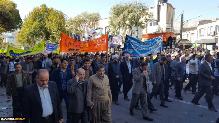 تجدید بیعت با آرمان های امام خمینی (ره) توسط دانشگاه فرهنگیان 

با حضور گسترده در راهپیمایی استکبار ستیز 13 آبان ماه 2