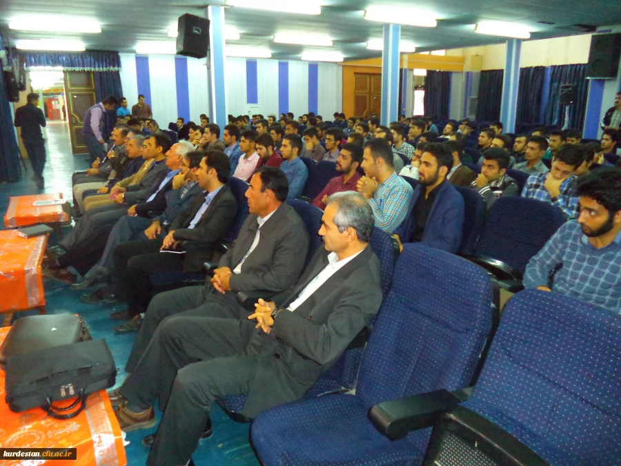 نشست علمی راهکارهای اعتلای کیفیت آموزش در دانشگاه فرهنگیان 12