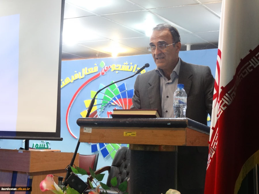 با حضور مدیر کل آموزش و پرورش برگزار گردید

دوره آموزش کارورزی مدیران مدارس ابتدایی در دانشگاه فرهنگیان 8