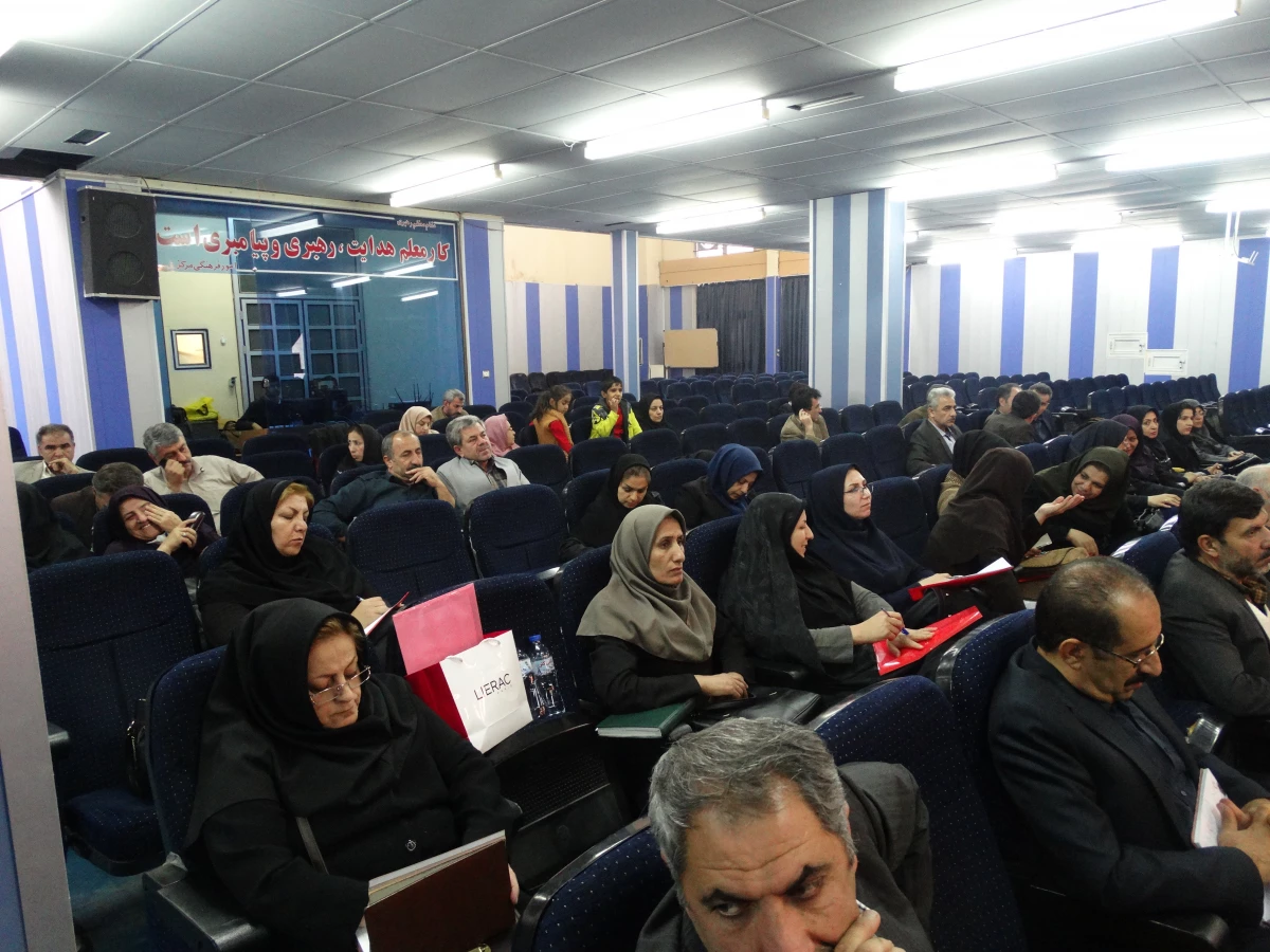 با حضور مدیر کل آموزش و پرورش برگزار گردید

دوره آموزش کارورزی مدیران مدارس ابتدایی در دانشگاه فرهنگیان 9