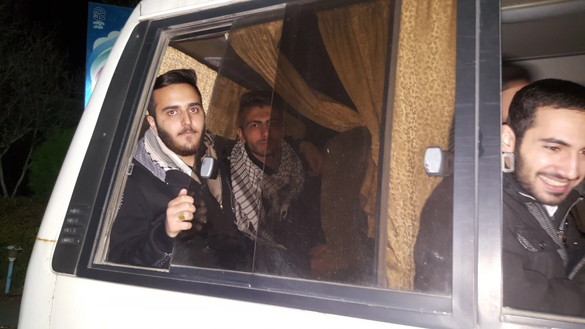 مراسم بدرقه ی زائران کربلا در پردیس شهید مدرس با حضور 

دکتر معروفی  6