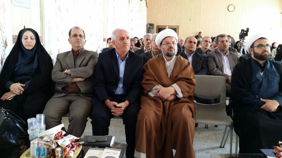 امروز اول آذرماه 95 در پردیس بنت الهدی صدر سنندج برگزار گردید

مراسم تودیع و معارفه سرپرست پردیس بنت الهدی صدر کردستان 2