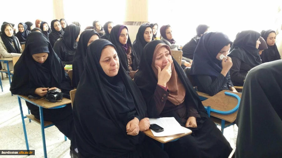 امروز اول آذرماه 95 در پردیس بنت الهدی صدر سنندج برگزار گردید

مراسم تودیع و معارفه سرپرست پردیس بنت الهدی صدر کردستان 2