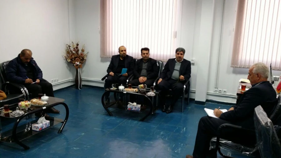 امروز یکشنبه در دانشگاه فرهنگیان کردستان صورت گرفت 

جلسه همکاری دانشگاه فرهنگیان با کمیته امداد امام خمینی (ره) استان کردستان  3