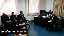 امروز یکشنبه در دانشگاه فرهنگیان کردستان صورت گرفت 

جلسه همکاری دانشگاه فرهنگیان با کمیته امداد امام خمینی (ره) استان کردستان  4