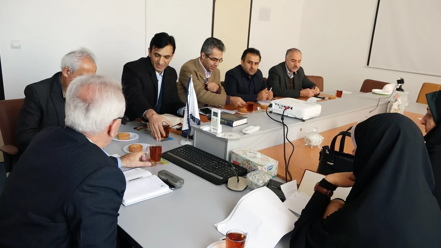 جلسه شورای پژوهشی مدیریت دانشگاه فرهنگیان استان کردستان  3