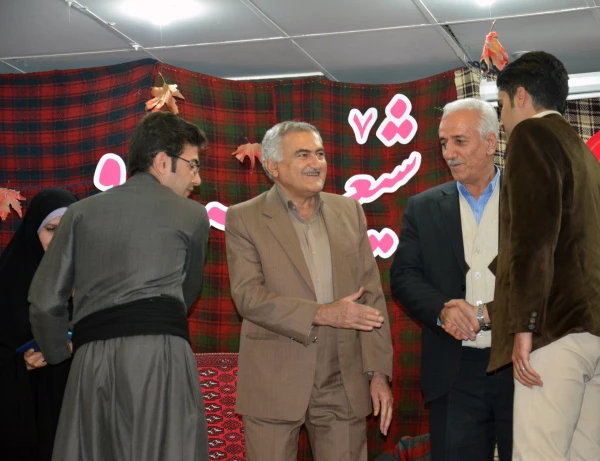 سومین نشست شعر و داستان در دانشگاه فرهنگیان کردستان برگزار شد

سومین نشست شعر و داستان (شیعر و چیروک) دانشگاه فرهنگیان کردستان  2