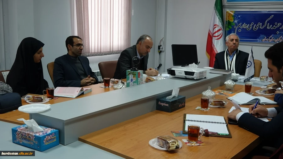 در جلسه شورای صنفی رفاهی دانشجویان دانشگاه فرهنگیان استان کردستان :

تصویب منو غذایی جدید برای ترم آینده دانشجویان دانشگاه فرهنگیان کردستان  5