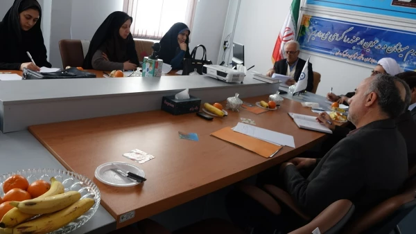 در جلسه شورای اقامه نماز عنوان شد:

هیئت امناء مسجد دانشگاه فرهنگیان استان کردستان تشکیل می شود.
 2