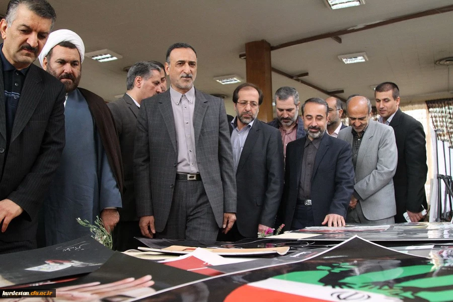 بازدید وزیر از آثار پرسش مهر