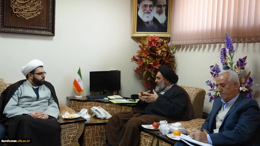 دیدار با نماینده مقام معظم  رهبری در استان کردستان 5