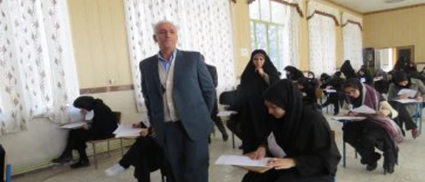 بازدید سرپرست دانشگاه فرهنگیان کردستان:

بازدید دکتر معروفی از روند برگزاری امتحانات پایان ترم  پردیس بنت الهدی صدر سنندج 2