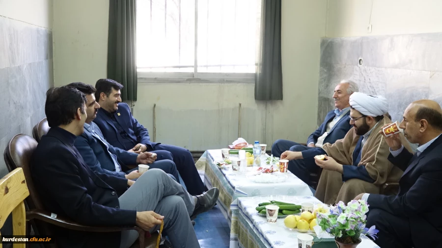 گزارش تصویری؛

اولین دوره بالندگی آموزش حقوقی مدیران دانشگاه فرهنگیان منطقه 5 کشوریی 4