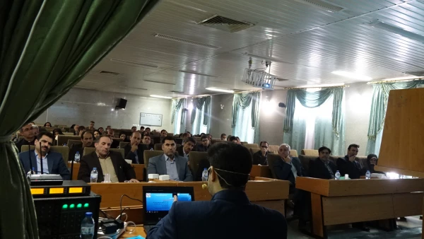 گزارش تصویری؛

اولین دوره بالندگی آموزش حقوقی مدیران دانشگاه فرهنگیان منطقه 5 کشوریی 13