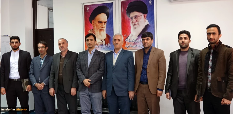 در جلسه شورای فرهنگی دانشگاه فرهنگیان کردستان برگزار شد:

تودیع و معارفه مسئول پایگاه بسیج دانشجویی محمد رسول الله 2