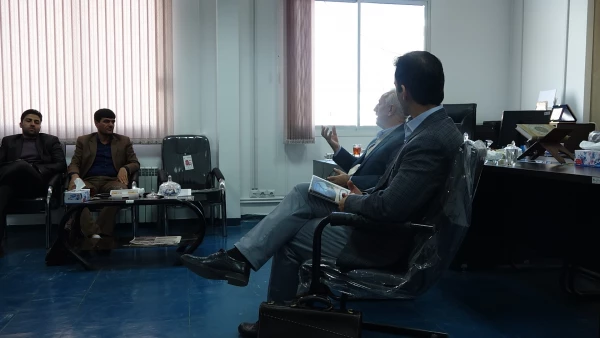 در جلسه شورای فرهنگی دانشگاه فرهنگیان کردستان برگزار شد:

تودیع و معارفه مسئول پایگاه بسیج دانشجویی محمد رسول الله 3