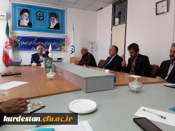 دکتر معروفی در جلسه اغازین سال نو عنوان کرد:

تعیین اولویت های سال 96، تلاش در جت افزایش تعلق سازمانی در بین همکاران 3