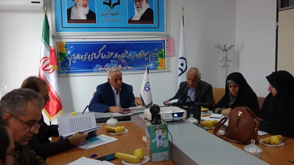 در مدیریت دانشگاه فرهنگیان کردستان برگزار شد:

جلسه تجزیه و تحلیل شیوه نامه جامع توسعه آموزشی 2