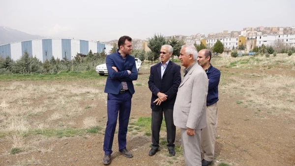 توصیه های دکتر بیژن ذوالفقار نسب در خصوص؛ 

احداث زمین چمن مصنوعی دانشگاه فرهنگیان کردستان 7