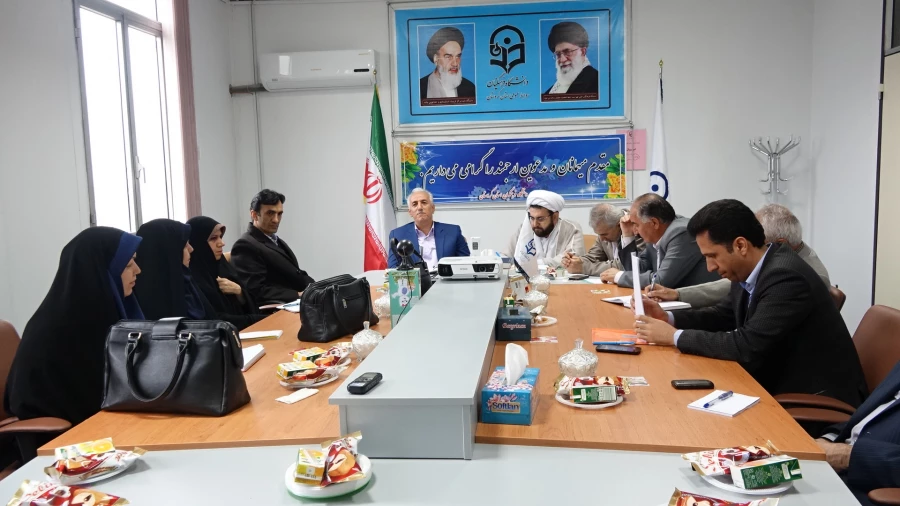 در مدیریت دانشگاه فرهنگیان کردستان برگزار شد:

جلسه  هماهنگی در اجرای فرایند ارزیابی عملکرد کارکنان 2