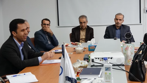 در مدیریت دانشگاه فرهنگیان کردستان برگزار شد:

جلسه  هماهنگی در اجرای فرایند ارزیابی عملکرد کارکنان 2