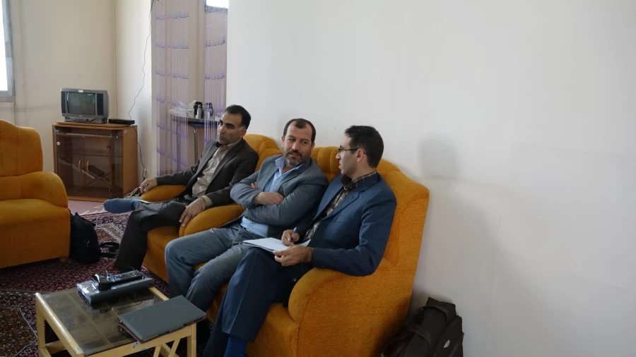 در مدیریت امور پردیس های دانشگاه فرهنگیان استان کردستان برگزار شد:

نشست کارشناسان حراست پردیس های قطب 2 کشوری 
 2