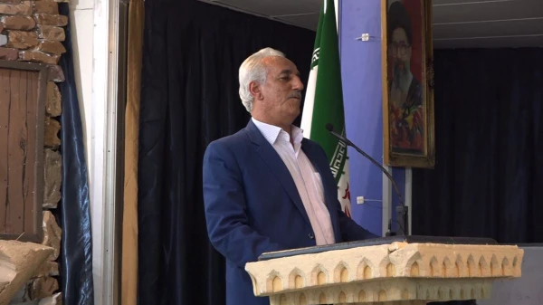 گزارش تصویری برکزاری ،

مراسم تجلیل هفته آموزش و بزرگداشت مقام شامخ معلم  8