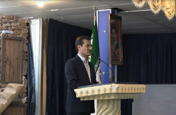 گزارش تصویری برکزاری ،

مراسم تجلیل هفته آموزش و بزرگداشت مقام شامخ معلم  12