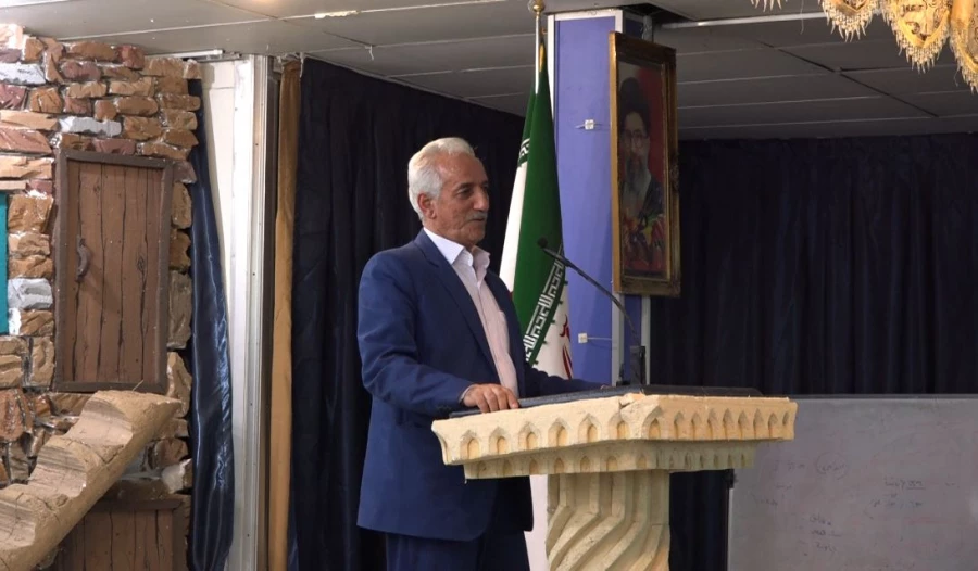 گزارش تصویری برکزاری ،

مراسم تجلیل هفته آموزش و بزرگداشت مقام شامخ معلم 2