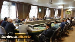 با حضور دکتر معروفی مدیریت دانشگاه فرهنگیان کردستان و اساتید موظف ومدعو برگزار شد:

بررسی مسائل آموزشی پردیس شهید مدرس سنندج 2