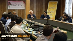 با حضور دکتر معروفی مدیریت دانشگاه فرهنگیان کردستان و اساتید موظف ومدعو برگزار شد:

بررسی مسائل آموزشی پردیس شهید مدرس سنندج 2