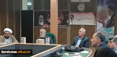 نشست هم اندیشی  در پردیس شهید مدرس برگزار شد:

بررسی اندیشه های حضرت امام (ره)