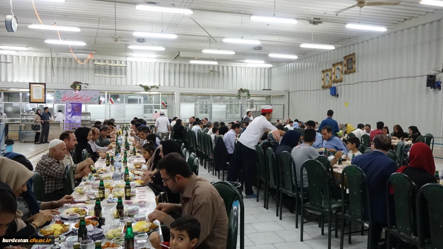 به همت مدیریت استانی دانشگاه فرهنگیان کردستان برگزار شد:

ضیافت افطاری با حضور پیشکسوتان ، اساتید و کارکنان   دانشگاه فرهنگیان کردستان  به روایت تصویر  8