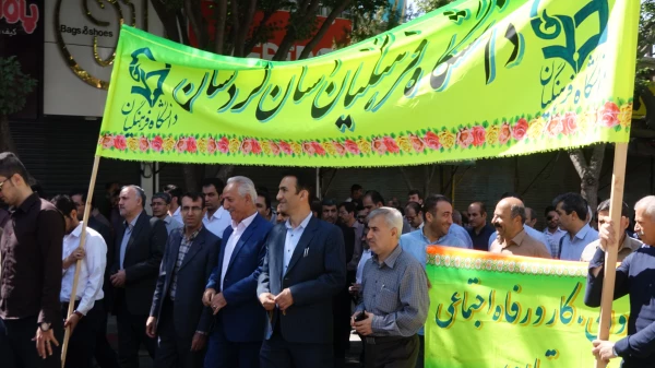 گزارش تصویری:

حضور دانشجویان، اساتید و کارکنان دانشگاه فرهنگیان در راهپیمایی روز قدس 9