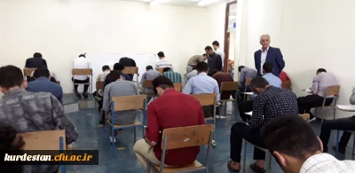 بازدید دکتر معروفی از روند برگزاری امتحانات پایان ترم  پردیس شهید مدرس سنندج