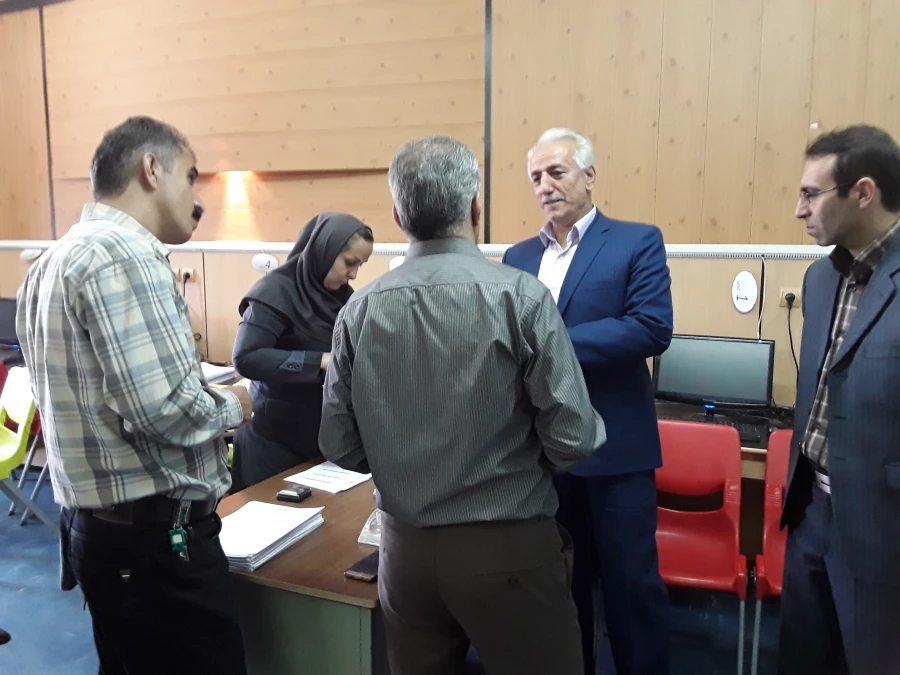 بازدید دکتر معروفی از روند برگزاری امتحانات پایان ترم  پردیس مدرس سنندج 4